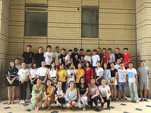 武汉鲁广中心UID1807-1班39人合照
