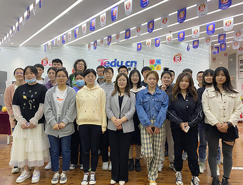 达内UED培训班2104开班盛况-北京设计学院-2104