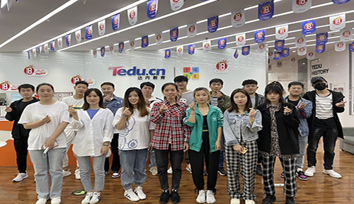达内UI培训班2105开班盛况-达内设计学院-2105