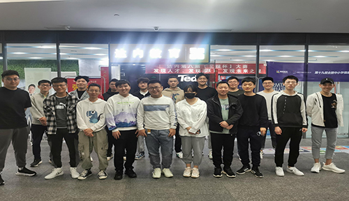 达内UI培训班2105开班盛况-烟台海港路中心-2105