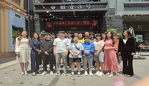 达内UED培训班2105开班盛况-达内昆明五一路中心-2105