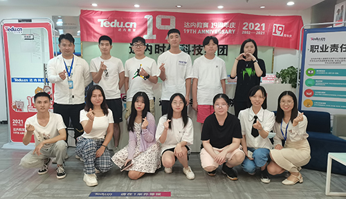 达内UI培训班2109开班盛况-达内广州客村中心-2109