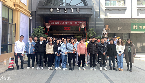 达内UI培训班2202开班盛况-达内昆明五一路中心-2202