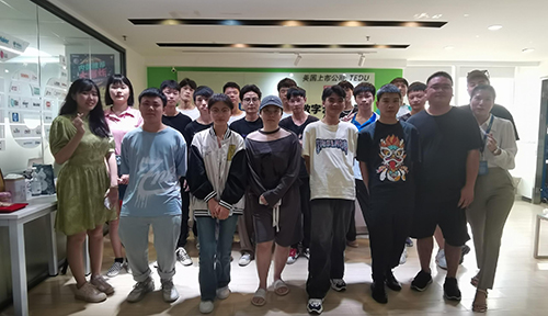 达内UI培训班2208开班盛况-佛山祖庙中心-2208