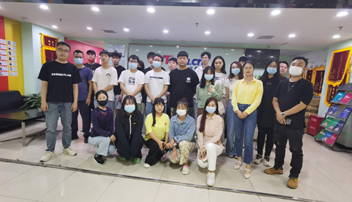达内UI培训班2208开班盛况-三江武昌中心-2208